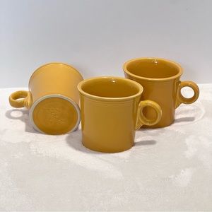 One - Vintage Homer Laughlin Fiestaware Antique Gold Mug 1969-1973.